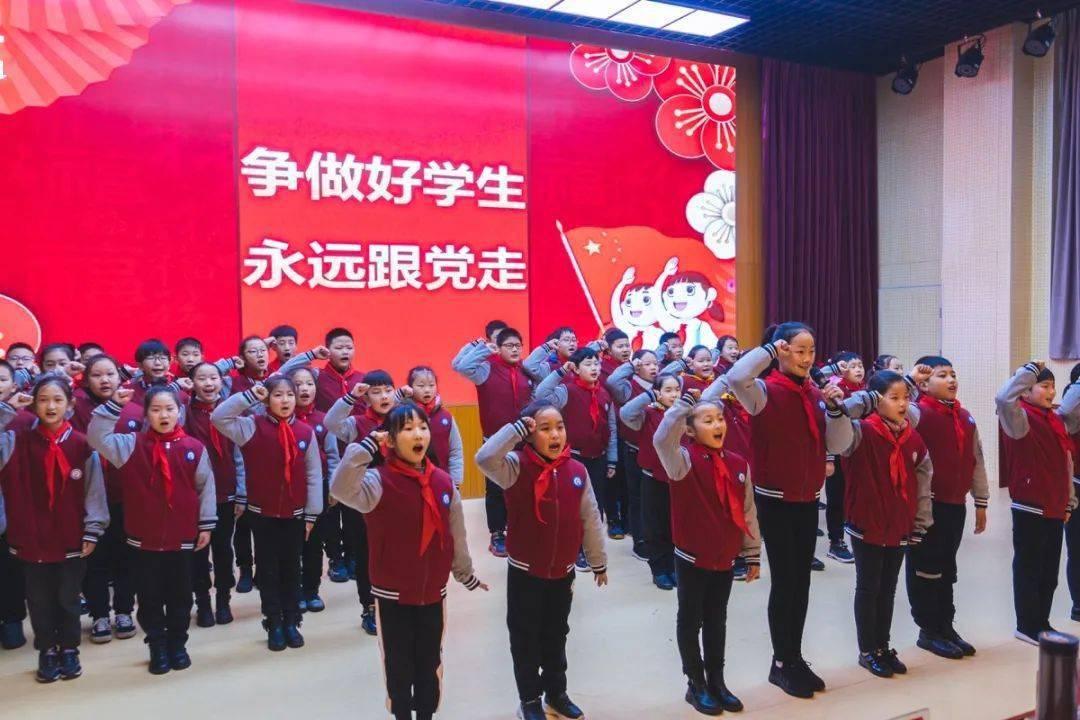 探索答案,一起来汽车水温高,这两个车今天一起修吧!
